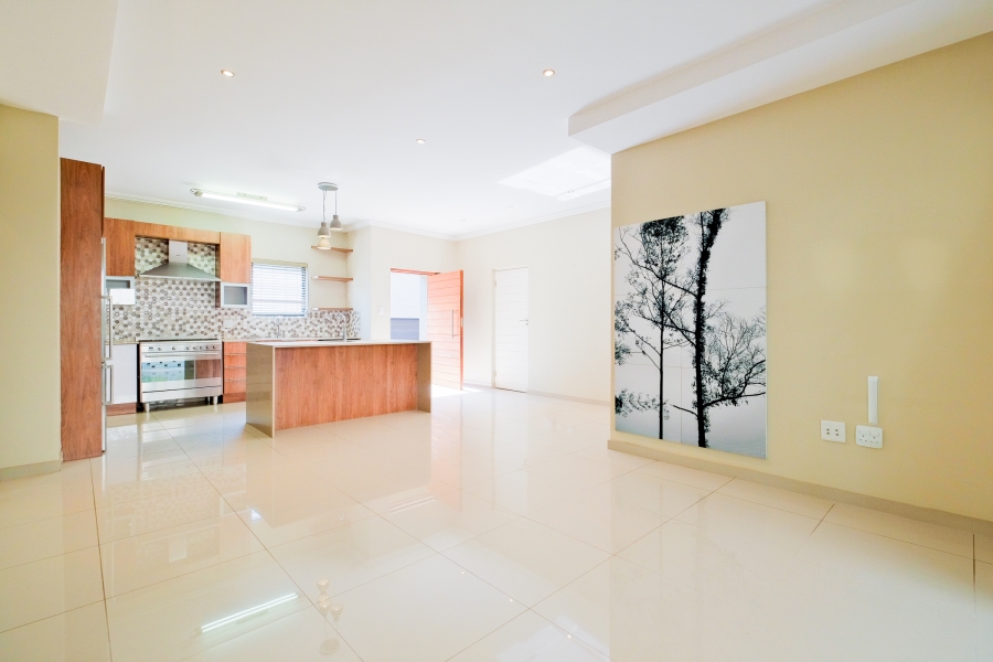 To Let 2 Bedroom Property for Rent in Bryanston Gauteng