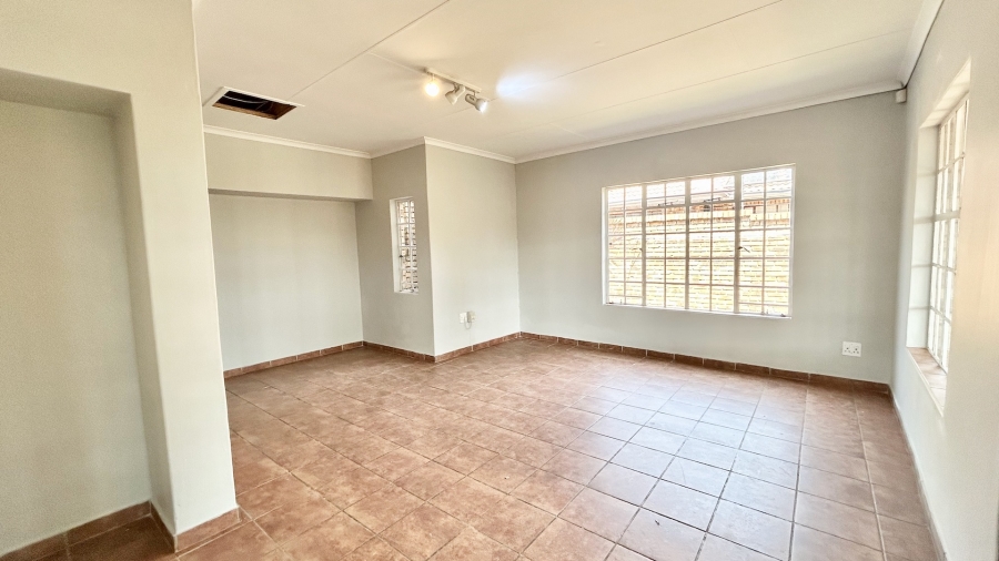 3 Bedroom Property for Sale in Elardus Park Gauteng