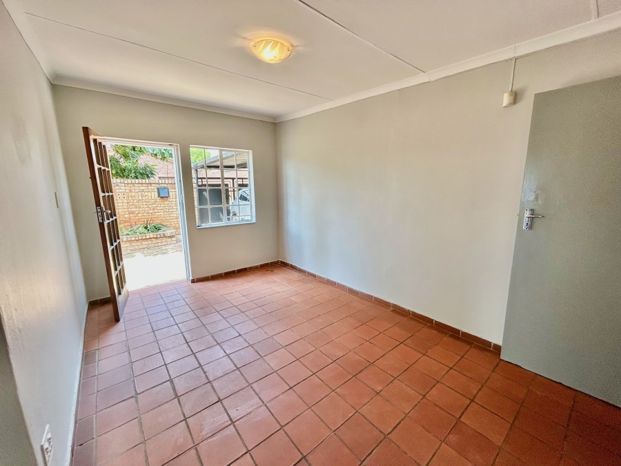 3 Bedroom Property for Sale in Elardus Park Gauteng