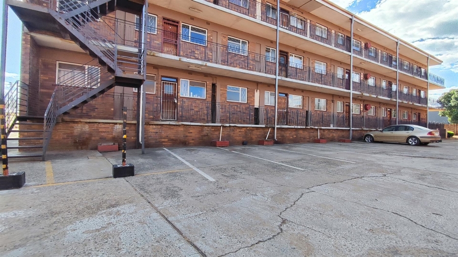 2 Bedroom Property for Sale in Vanderbijlpark CW 2 Gauteng