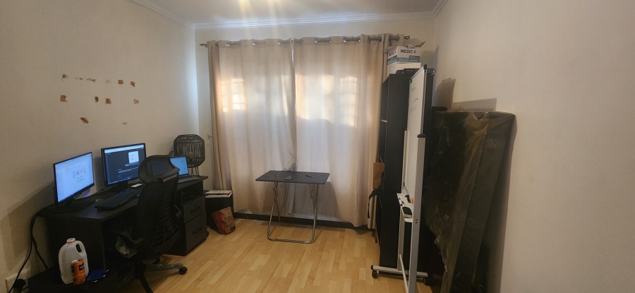 To Let 2 Bedroom Property for Rent in Greenstone Hill Gauteng