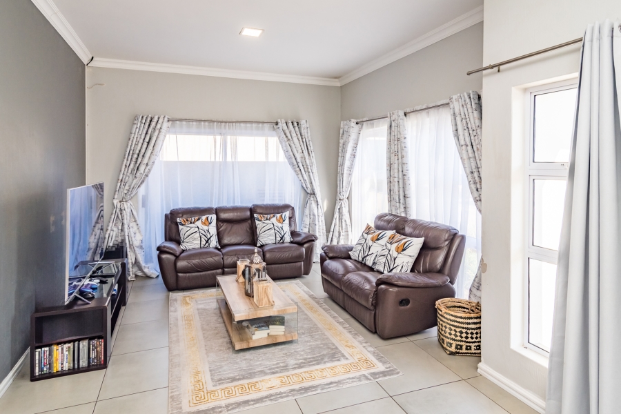 3 Bedroom Property for Sale in Noordheuwel Gauteng
