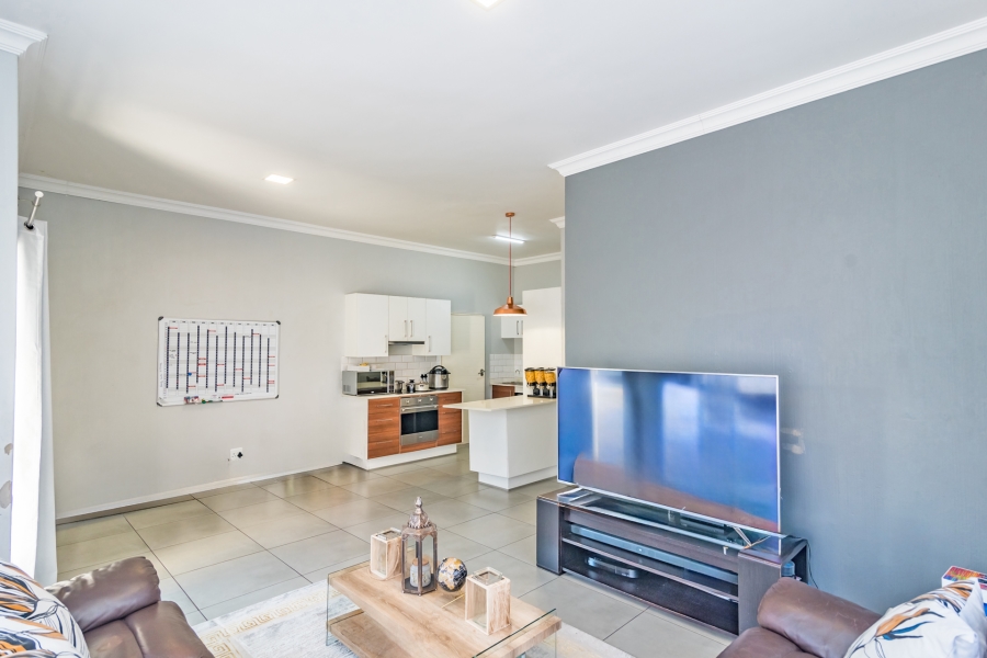 3 Bedroom Property for Sale in Noordheuwel Gauteng
