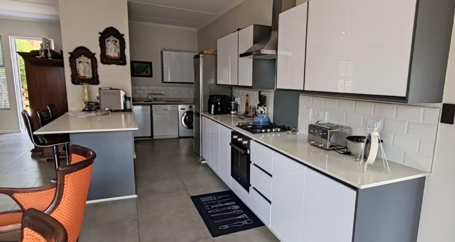 3 Bedroom Property for Sale in Amorosa Gauteng