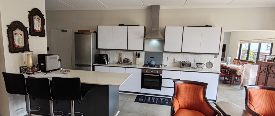 3 Bedroom Property for Sale in Amorosa Gauteng