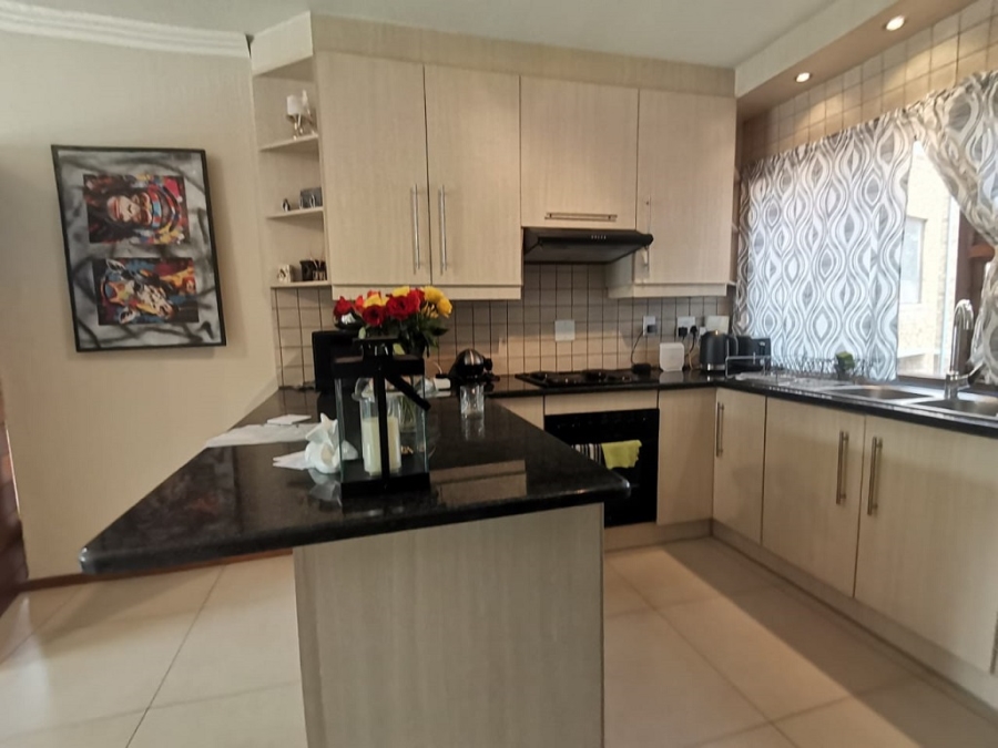 1 Bedroom Property for Sale in Bassonia Gauteng
