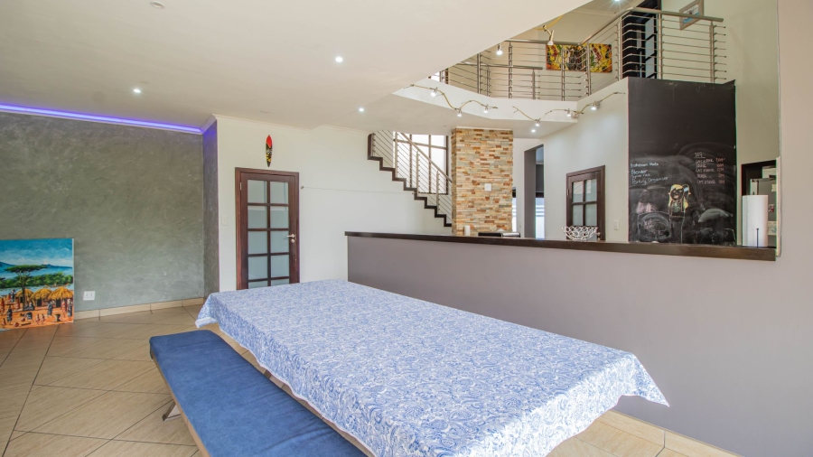 4 Bedroom Property for Sale in Greenstone Hill Gauteng