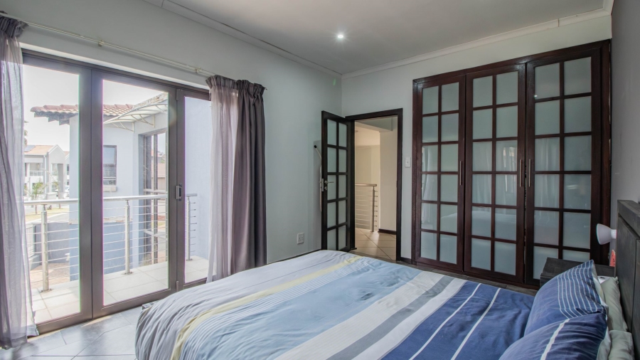 4 Bedroom Property for Sale in Greenstone Hill Gauteng