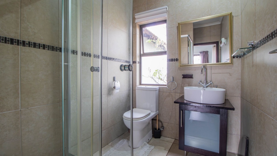 4 Bedroom Property for Sale in Greenstone Hill Gauteng