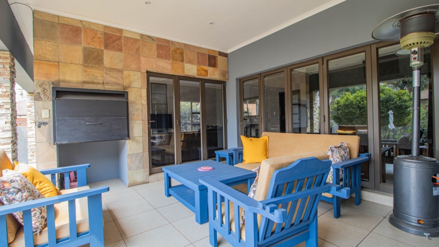 4 Bedroom Property for Sale in Greenstone Hill Gauteng