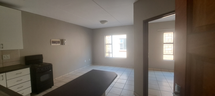 1 Bedroom Property for Sale in Vanderbijlpark CW 5 Gauteng