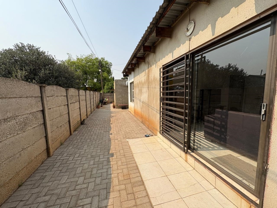 2 Bedroom Property for Sale in Arcon Park Gauteng