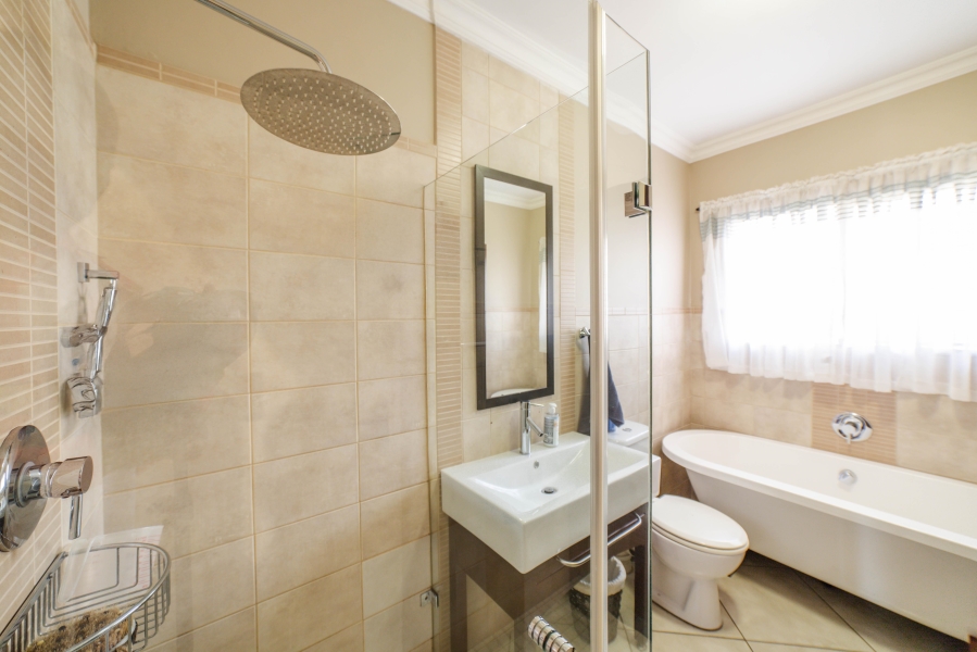 3 Bedroom Property for Sale in Carlswald Meadows Gauteng