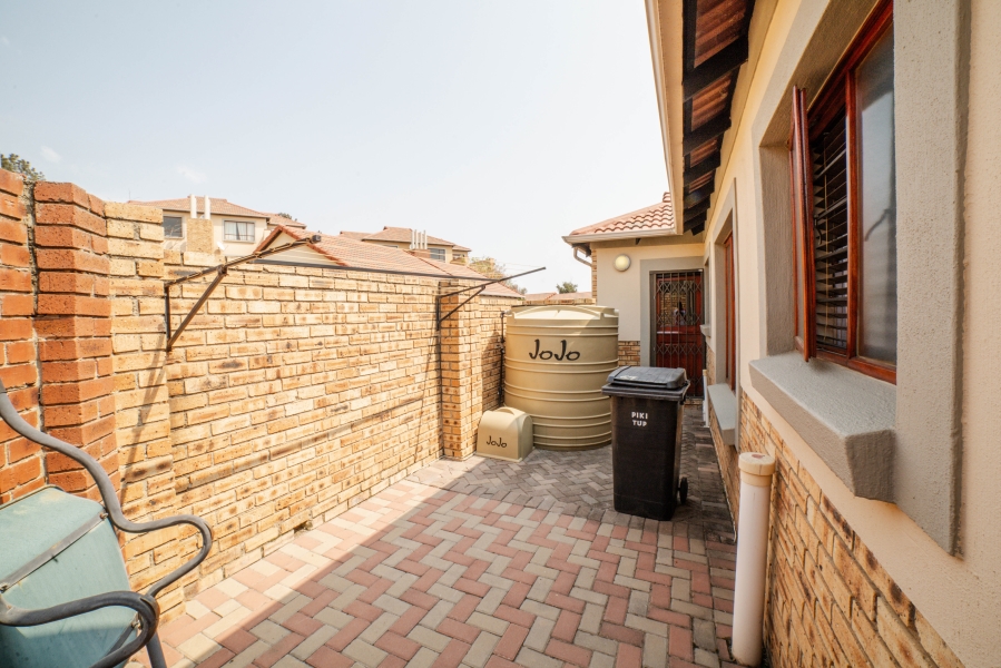 3 Bedroom Property for Sale in Carlswald Meadows Gauteng