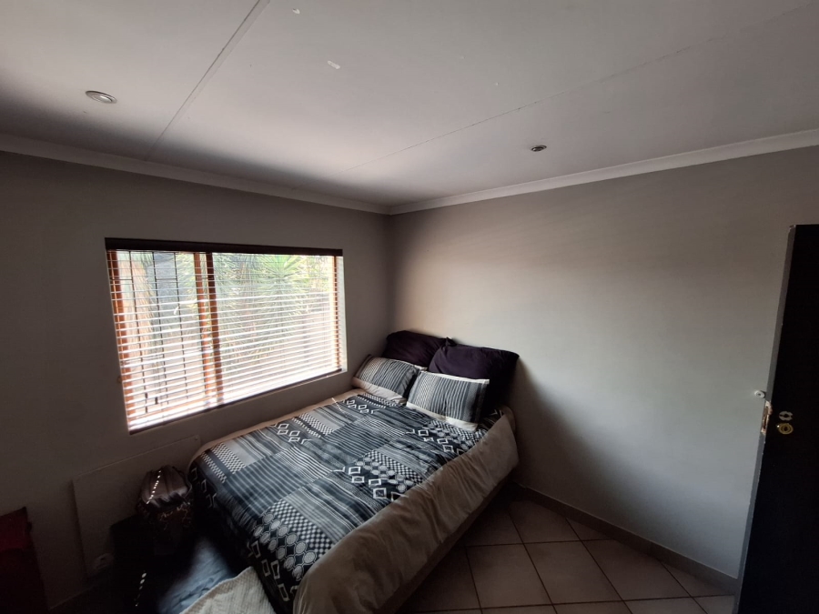3 Bedroom Property for Sale in Thatchfield Estate Gauteng