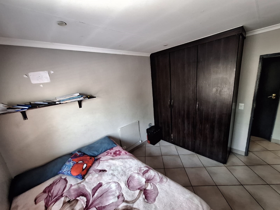 3 Bedroom Property for Sale in Thatchfield Estate Gauteng