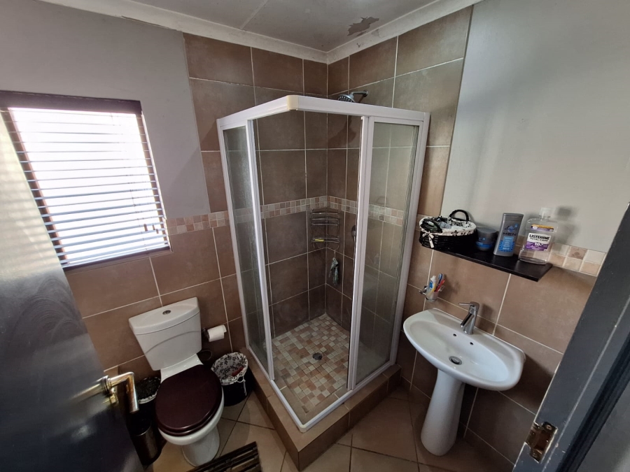 3 Bedroom Property for Sale in Thatchfield Estate Gauteng