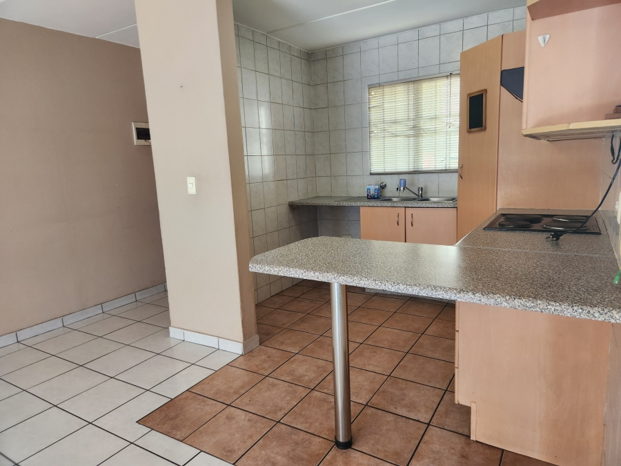 2 Bedroom Property for Sale in Bedfordview Gauteng