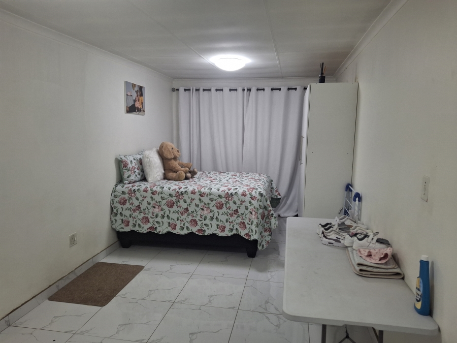 0 Bedroom Property for Sale in Commercia Gauteng