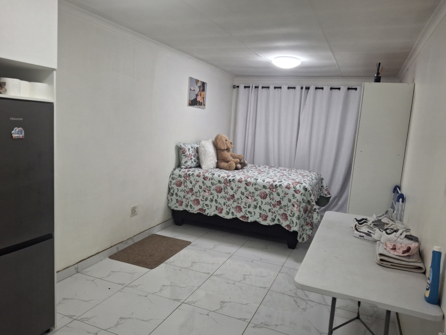 0 Bedroom Property for Sale in Commercia Gauteng