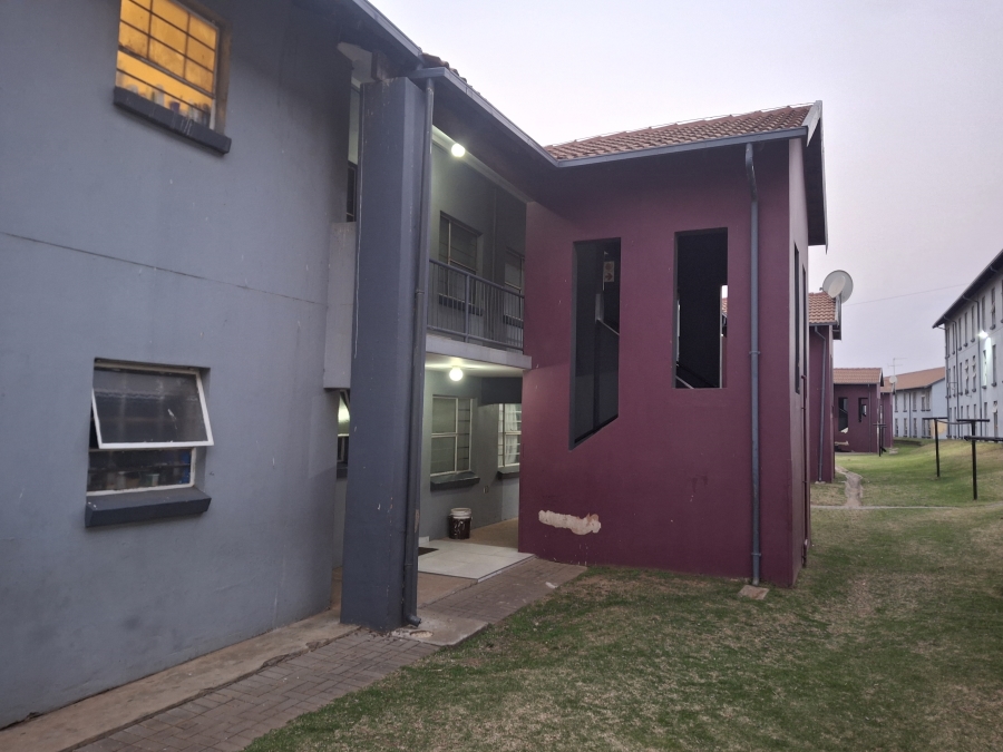 0 Bedroom Property for Sale in Commercia Gauteng