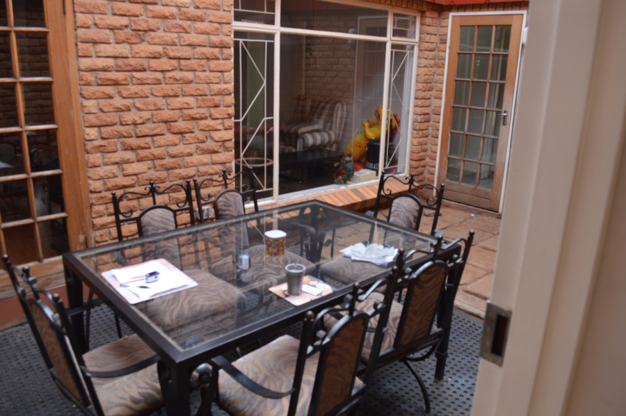 4 Bedroom Property for Sale in Three Rivers East Gauteng