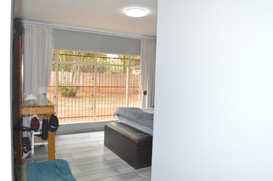 4 Bedroom Property for Sale in Three Rivers East Gauteng