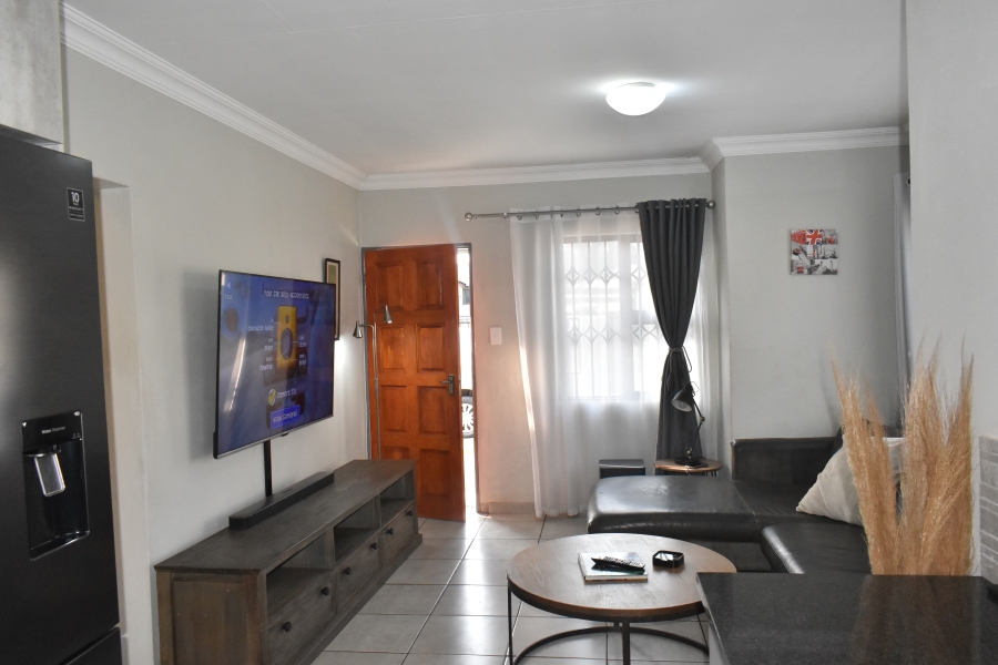 2 Bedroom Property for Sale in Andeon Gauteng