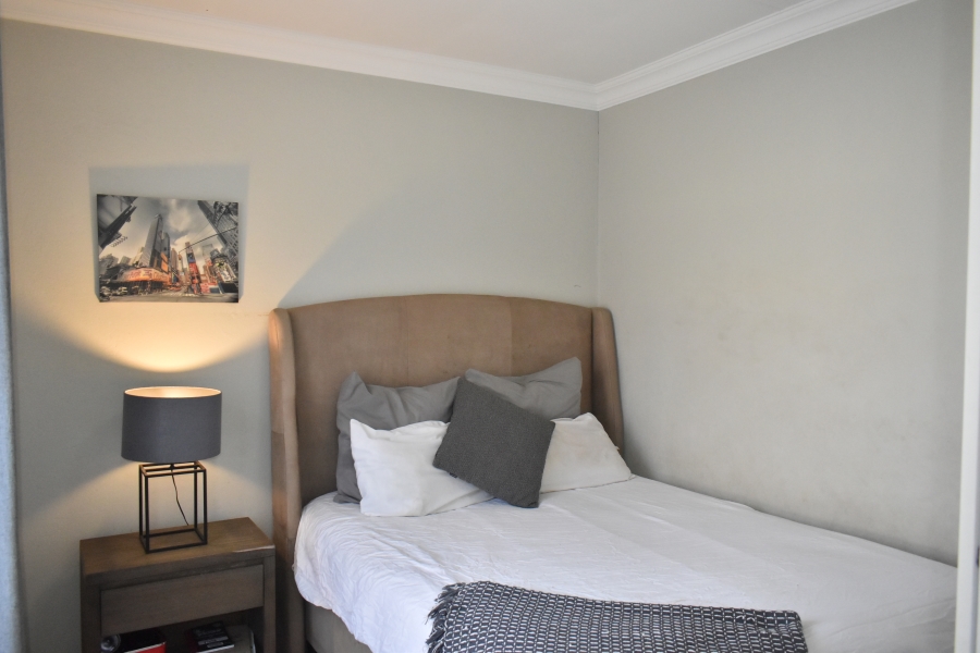 2 Bedroom Property for Sale in Andeon Gauteng