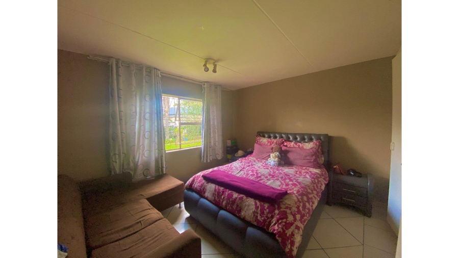 2 Bedroom Property for Sale in Vorna Valley Gauteng