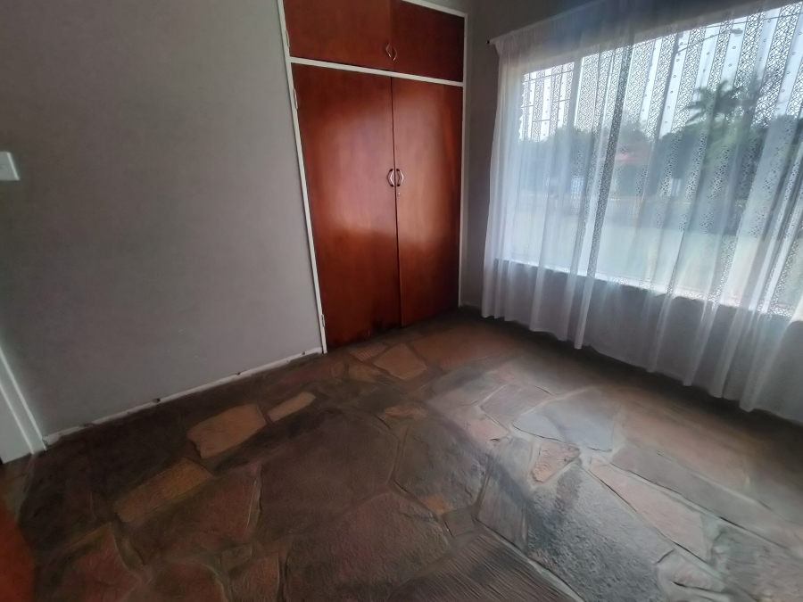 4 Bedroom Property for Sale in Dorandia Gauteng