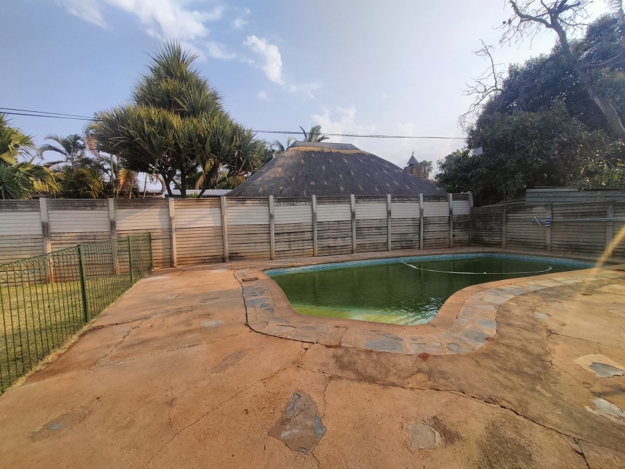 4 Bedroom Property for Sale in Dorandia Gauteng
