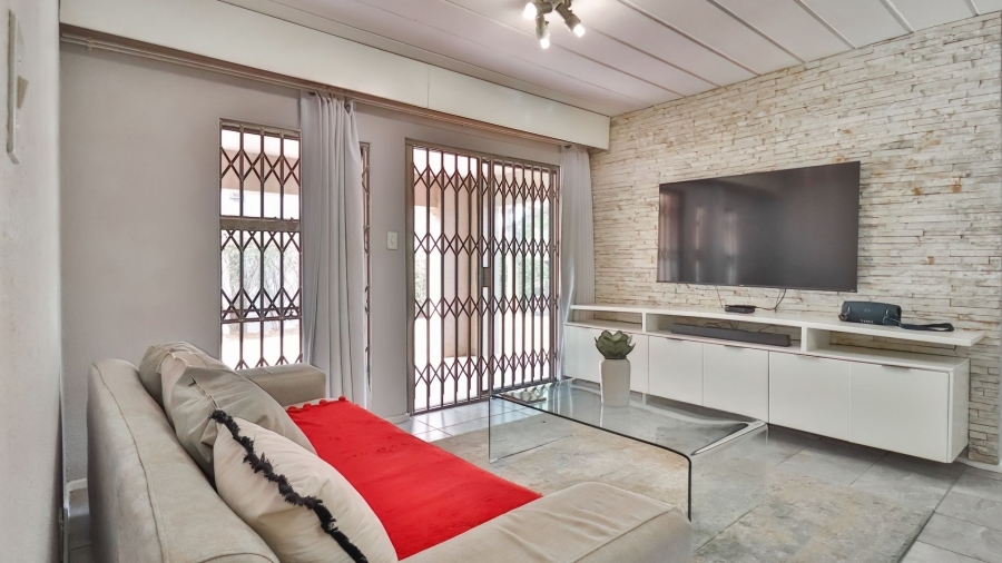 2 Bedroom Property for Sale in Morningside Gauteng