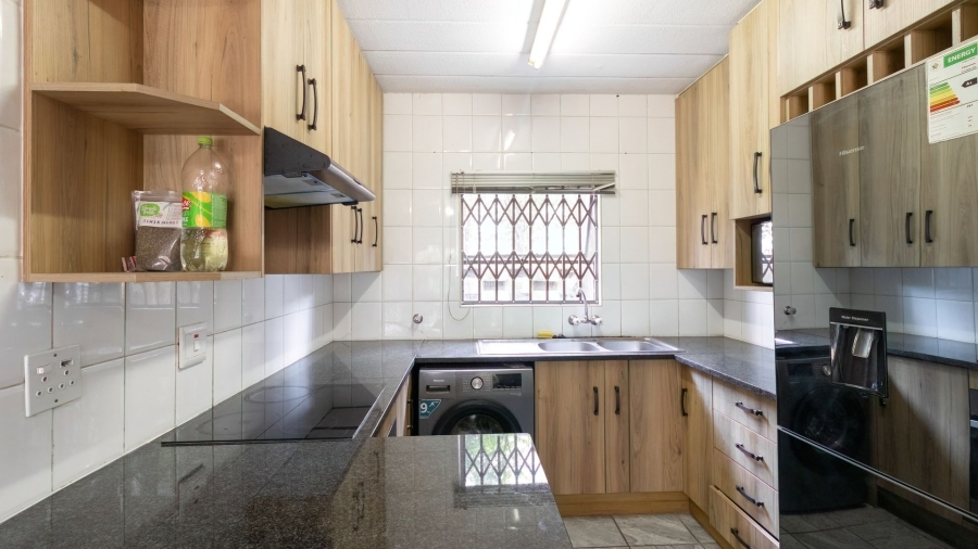 2 Bedroom Property for Sale in Morningside Gauteng
