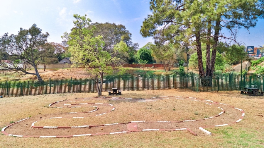 2 Bedroom Property for Sale in Morningside Gauteng