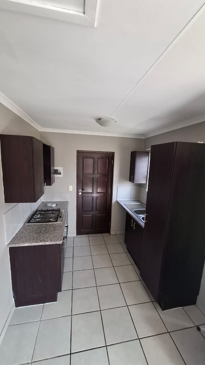 To Let 3 Bedroom Property for Rent in Noordwyk Gauteng