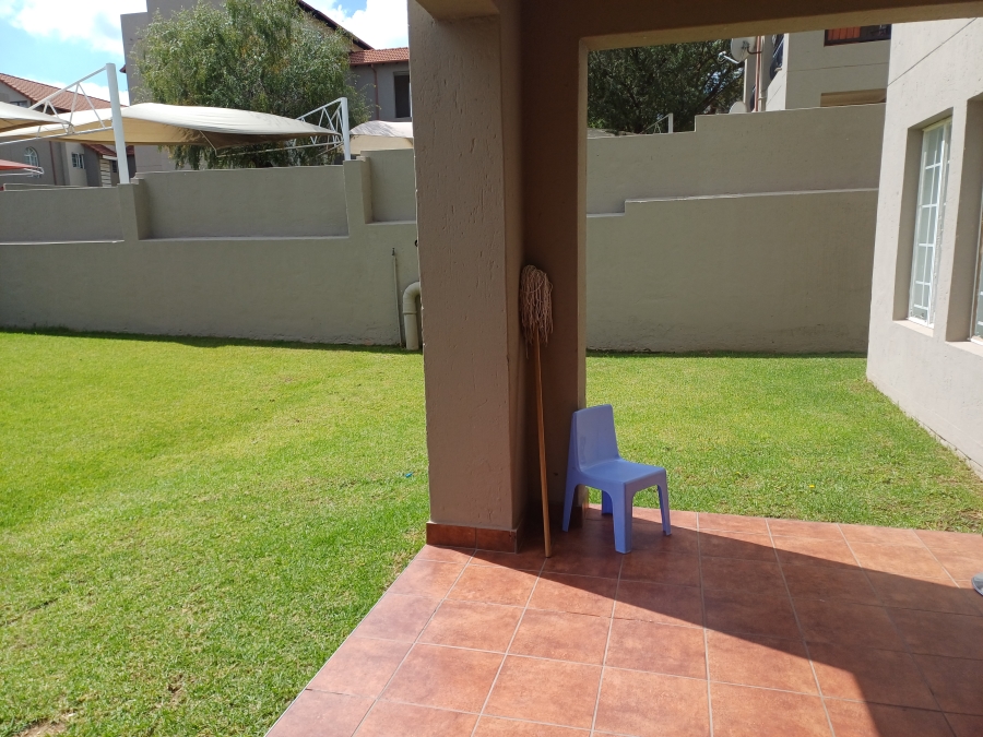 2 Bedroom Property for Sale in Noordwyk Gauteng