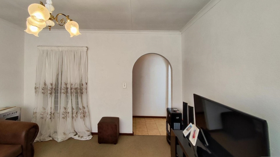 3 Bedroom Property for Sale in Birchleigh North Gauteng