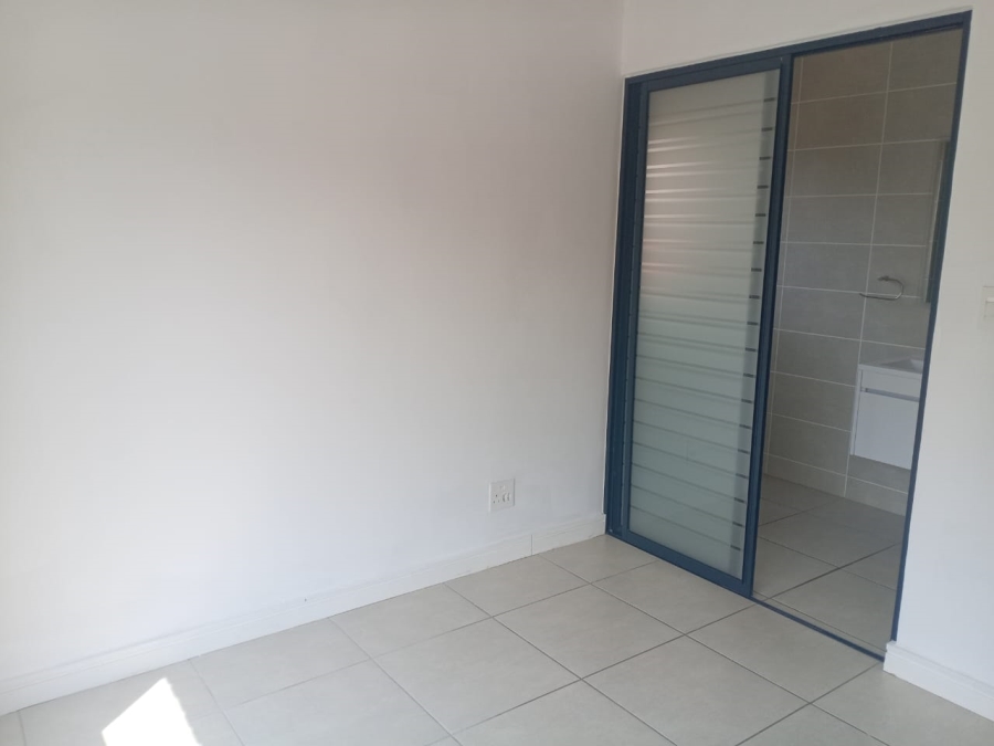2 Bedroom Property for Sale in Linbro Park Gauteng