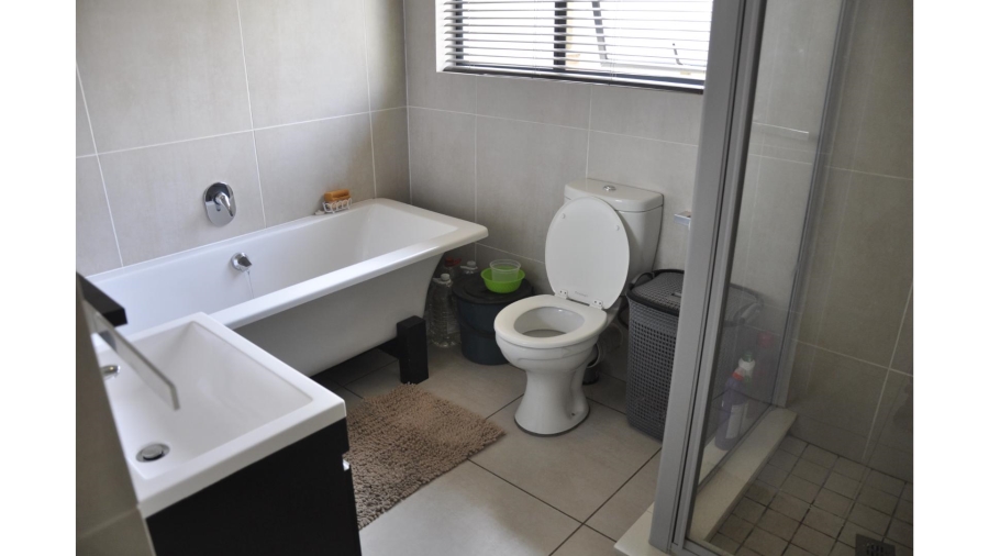 2 Bedroom Property for Sale in Kyalami Hills Gauteng