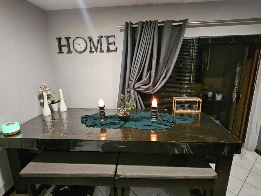 To Let 2 Bedroom Property for Rent in Hurlyvale Gauteng