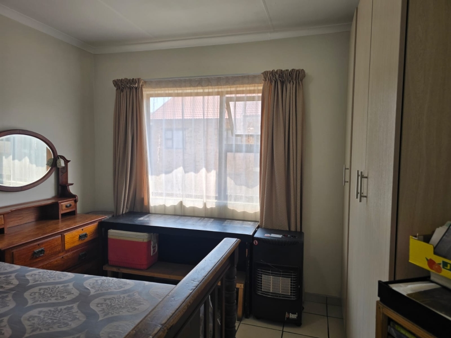 2 Bedroom Property for Sale in Witfield Gauteng