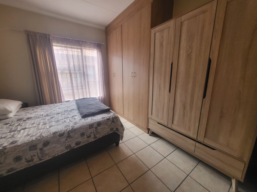 2 Bedroom Property for Sale in Florida Glen Gauteng