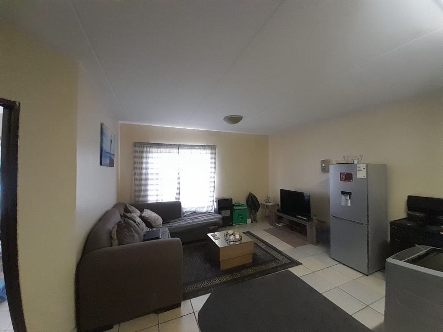 1 Bedroom Property for Sale in Vanderbijlpark CW 5 Gauteng