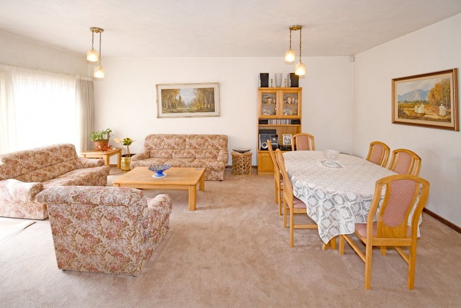 3 Bedroom Property for Sale in Corlett Gardens Gauteng