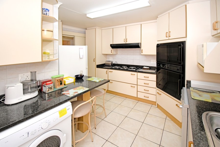 3 Bedroom Property for Sale in Corlett Gardens Gauteng