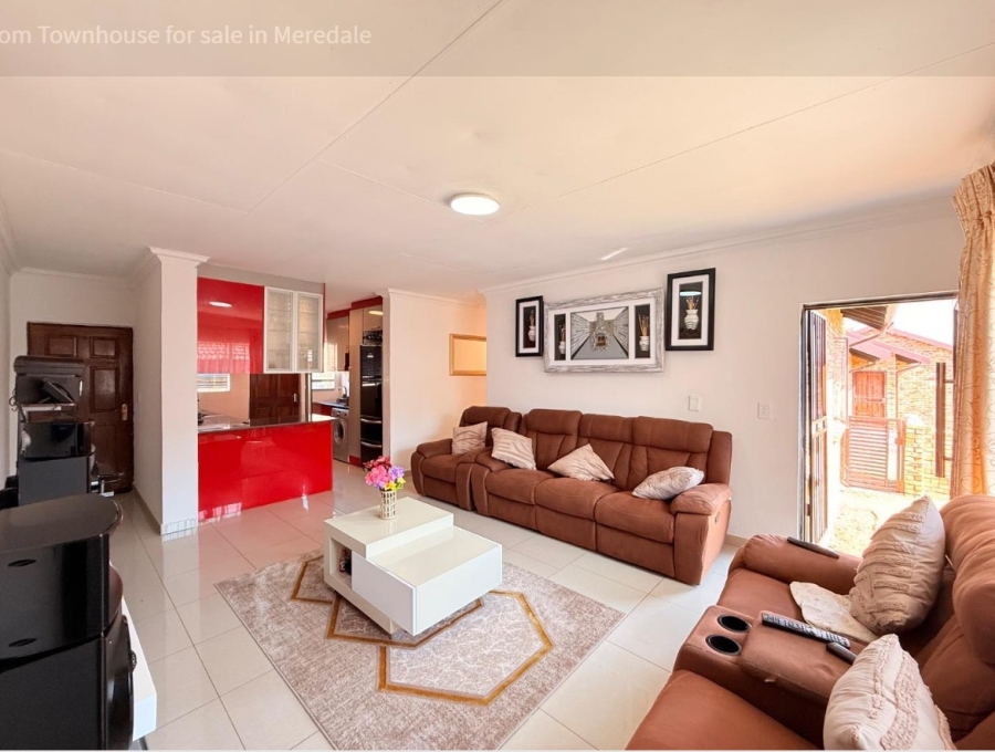 3 Bedroom Property for Sale in Meredale Gauteng