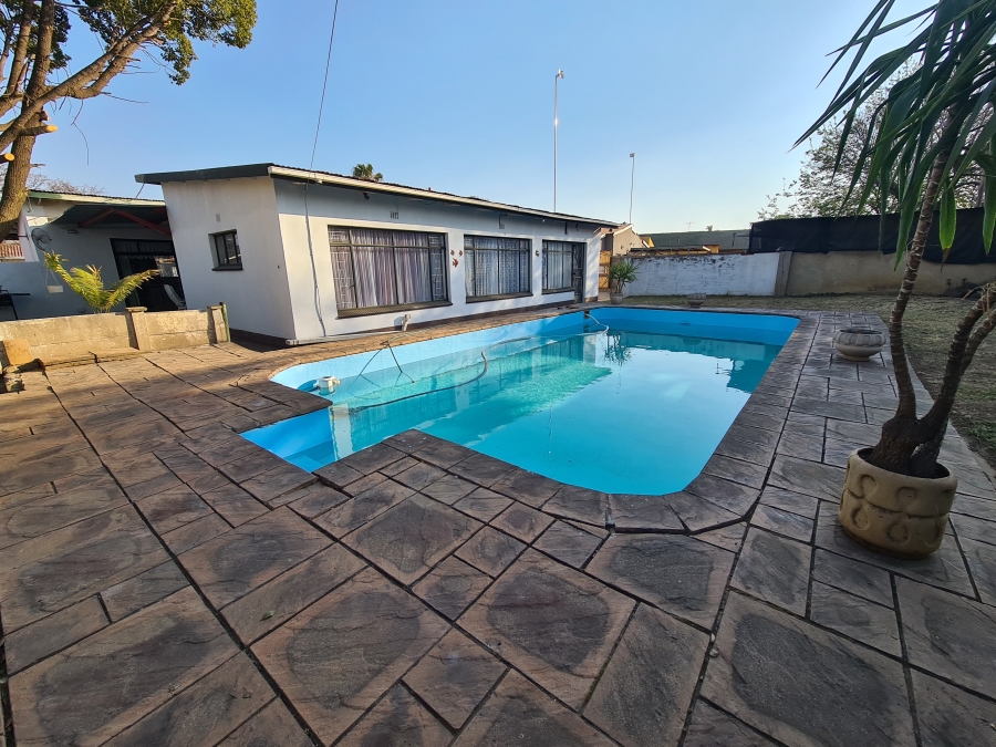 3 Bedroom Property for Sale in Vanderbijlpark SW 1 Gauteng