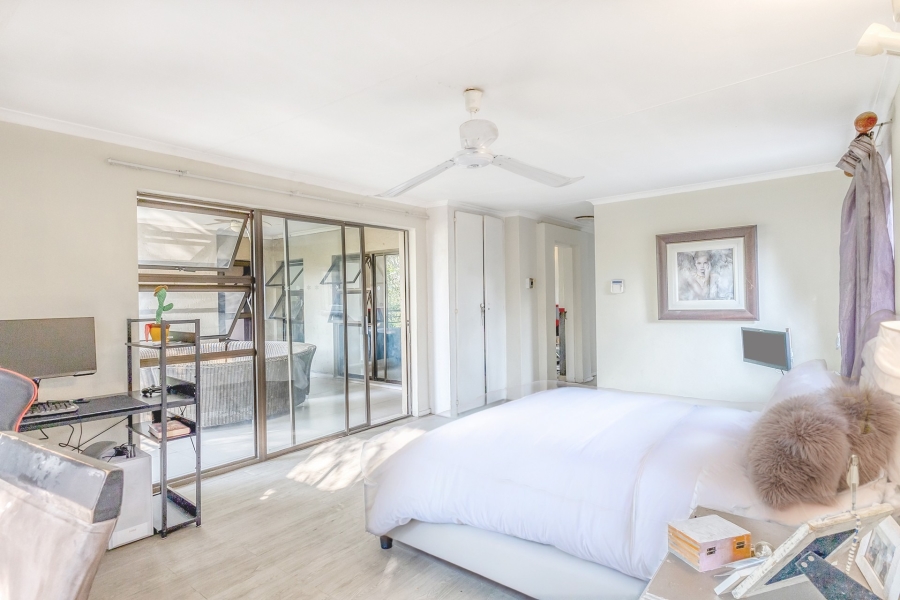 5 Bedroom Property for Sale in Beverley Gauteng