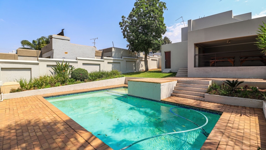 1 Bedroom Property for Sale in Paulshof Gauteng